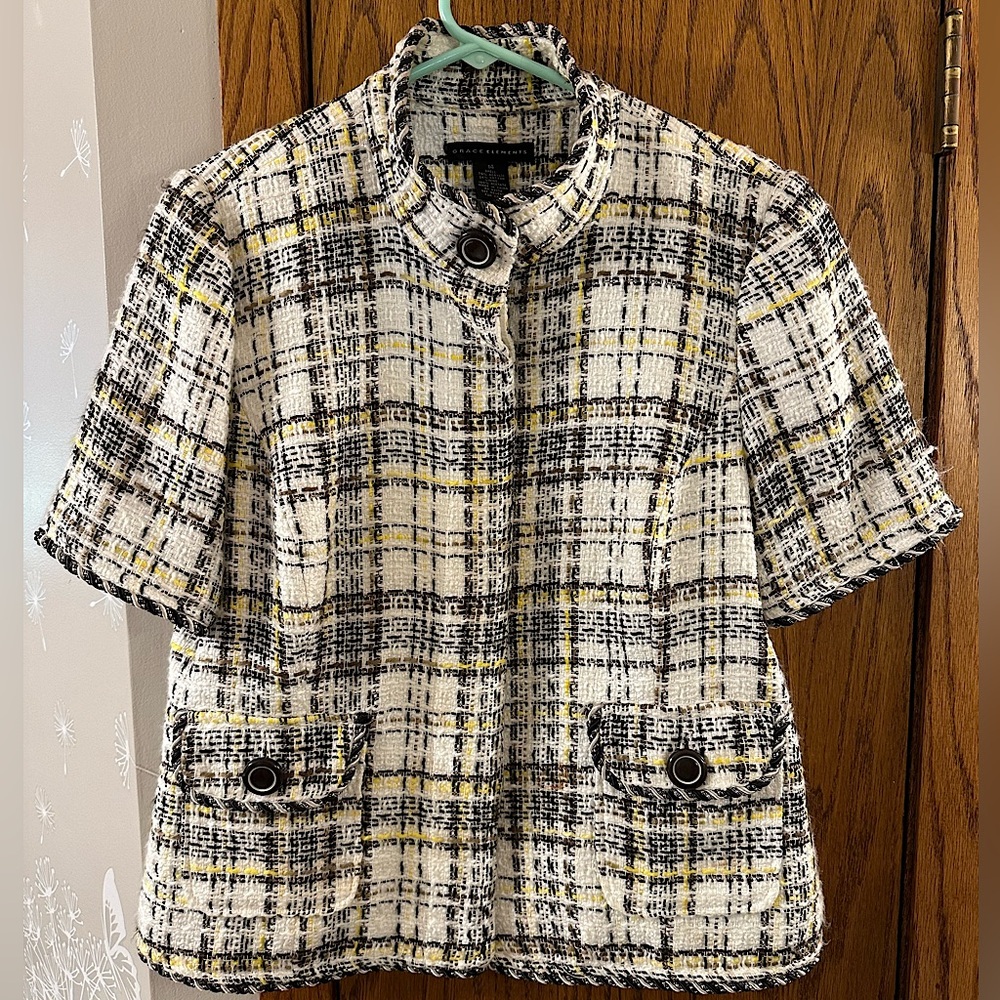 Short sleeve lined suit jacket by Grace Elements